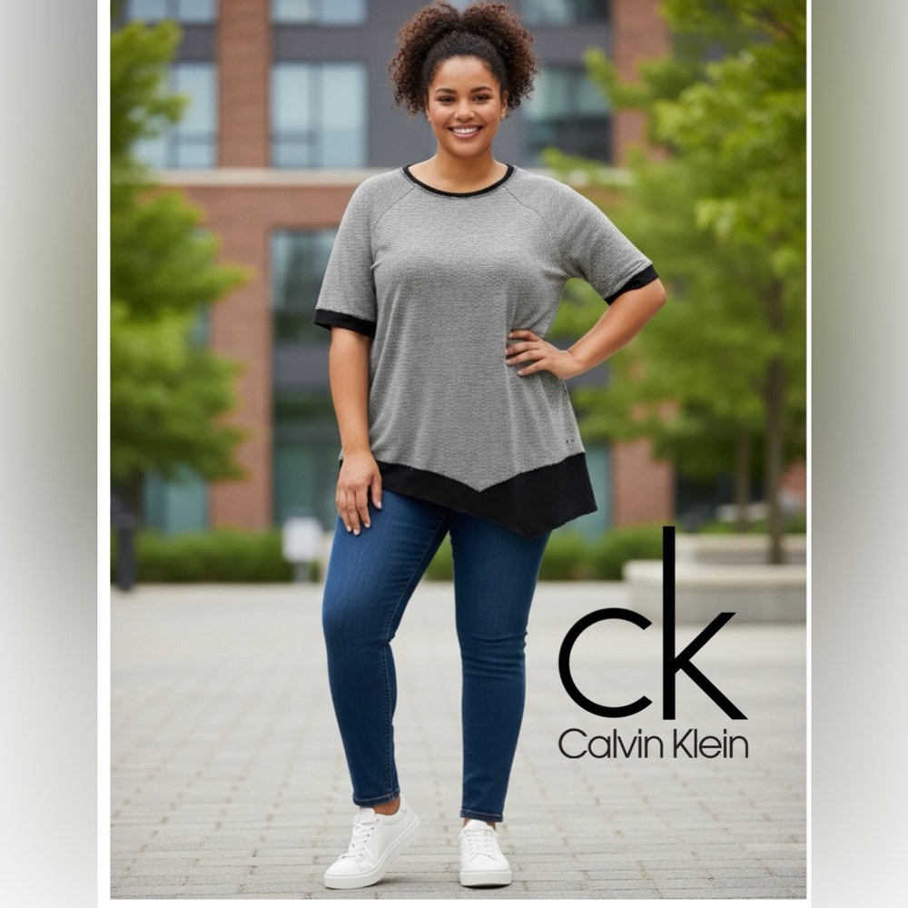 NWT Calvin Klein women’s short sleeve 1X top
